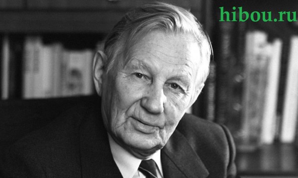 Поэт Михаил Дудин однажды сказал: "Все войны начинаются с меча". А чем они, с его точки зрения, заканчиваются? - 7 букв